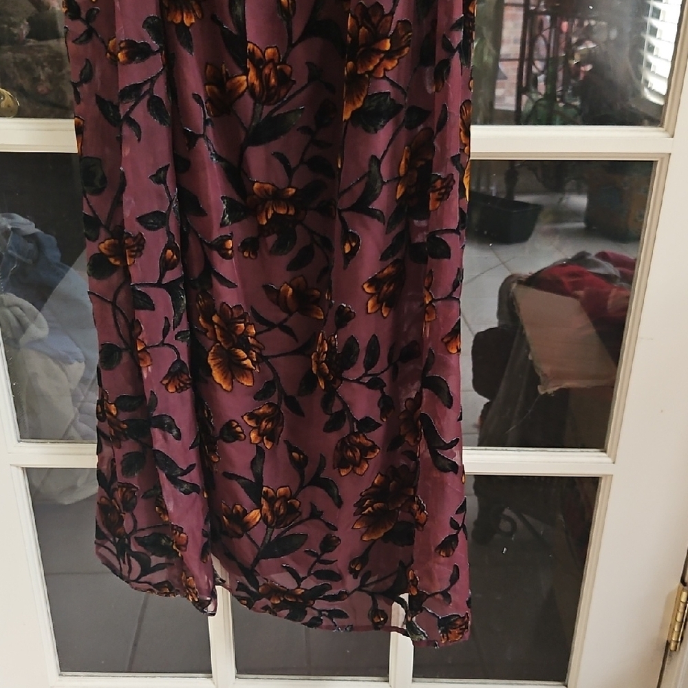Bridesmaid/wedding Guest/Evening Velvet  Burn-out Dress - Picture 2 of 4